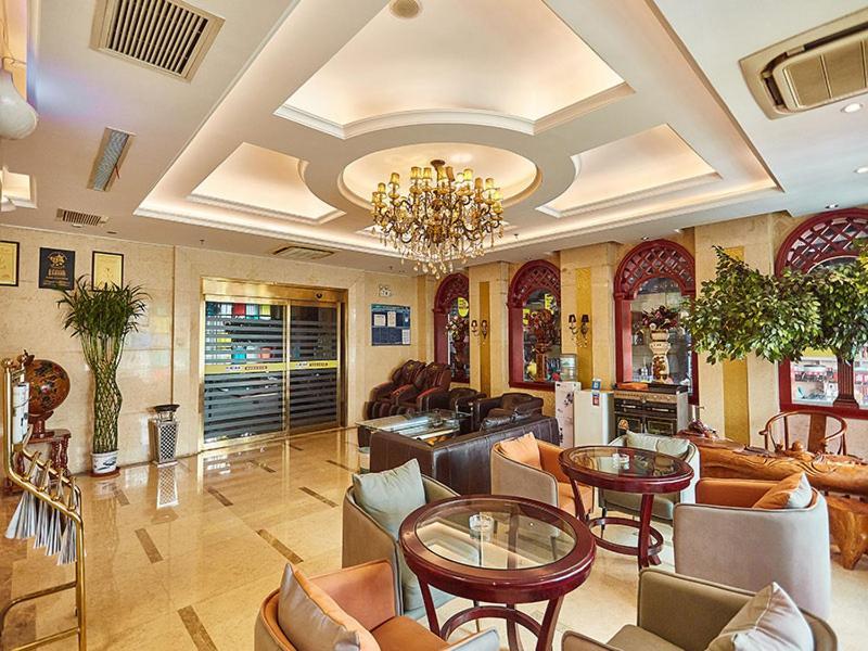 Vienna Hotel Nanyang People Road Extérieur photo
